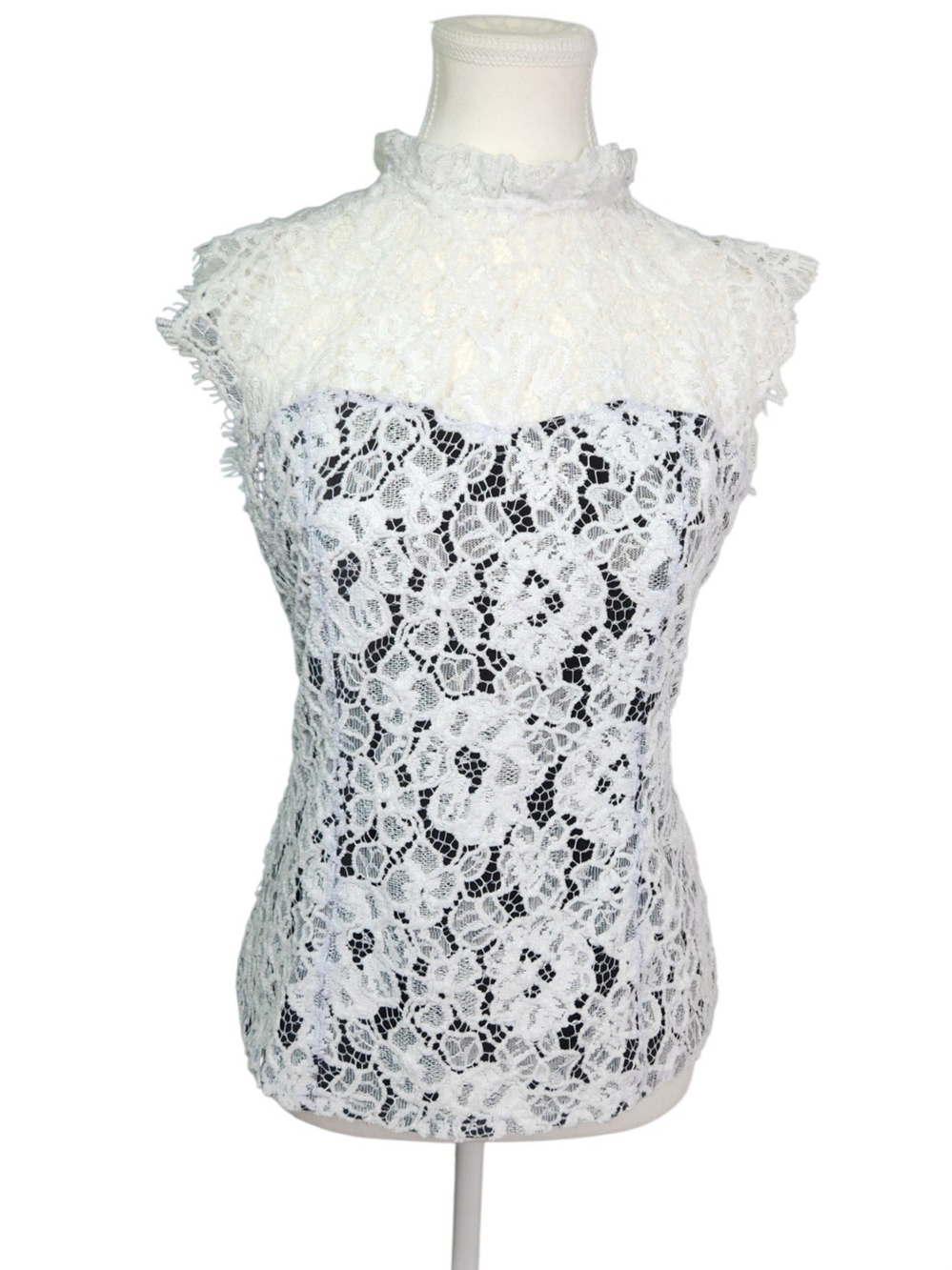 White House Black Market XS White Floral Lace Black Lined Ruffle Neck Blouse Top